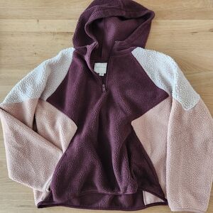 American Eagle fleece pullover